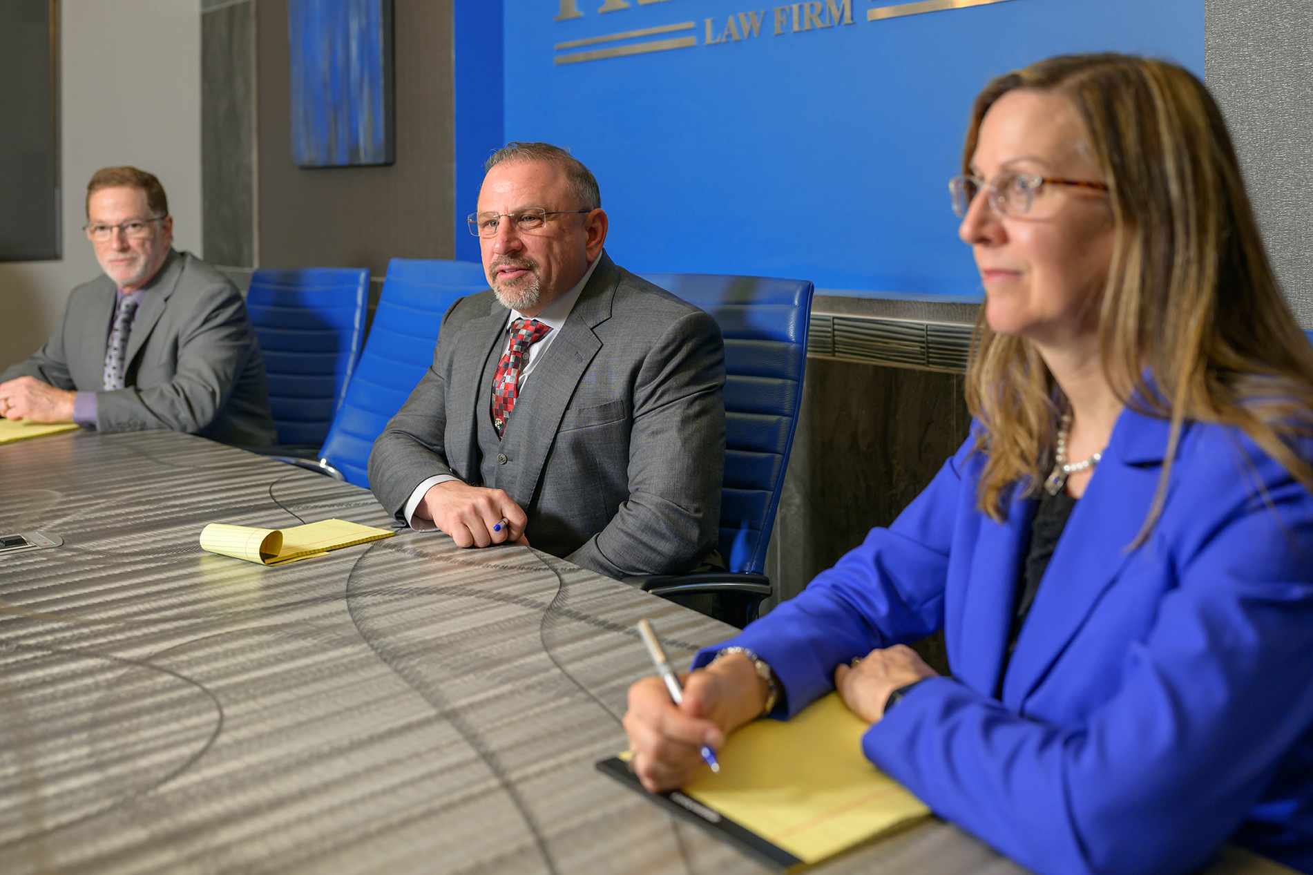 Attorneys On Retainer - Advantage 8 Transparency Image